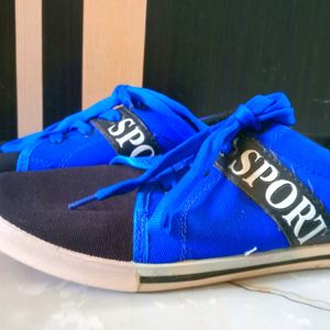 Unisex Shoes Like New Blue Color