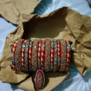 Thread bangle