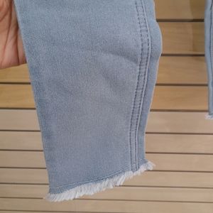 High Waisted Slim Fit Jean