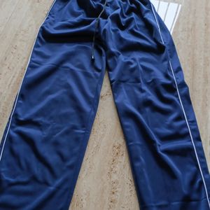 Games Pant For Boys Size-28 And It Is Adjustable