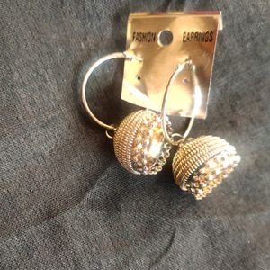 Kumkum Earing/New With Tag