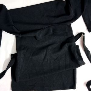 black bodycon dress