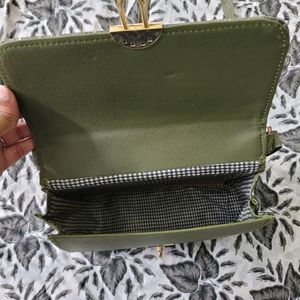 Green Sling Bag