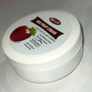 Mix Fruit Moisturising Massage Cream