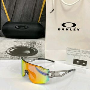 Oakley SUNGLASSES