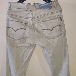 Cream Colour Jeans Pant