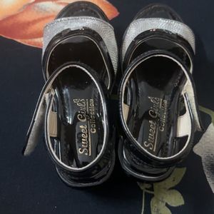 Party  wear footwear for baby