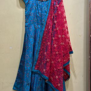 **PRICE DROP** Ethnic Kurta Set Size M