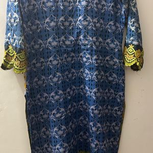 Pakistani Lawn Suit