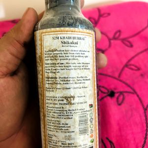 Khadi Shikakai Herbal Shampoo - 09