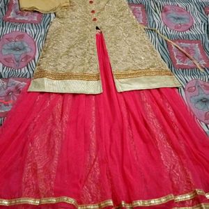 Lehnga With Split Kurti