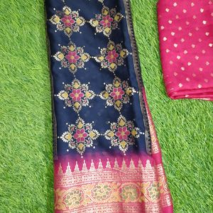 Beautiful Foil Print Saree Trending Sareesin Onlin