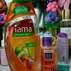 Fiama Shower Gel With Clean And Clear Face Wash