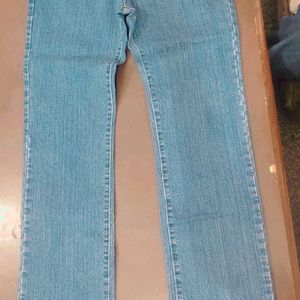 Not Used Light Blue Jean For Mens And Women's