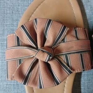 Flats For Women