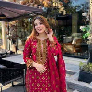 New Standard Pakistani Poshaq Dresses Beautiful Dr