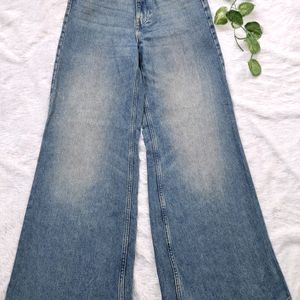 H&M Flared Jeans