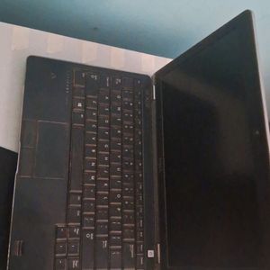 I Am Selling Laptop At Lowest Price