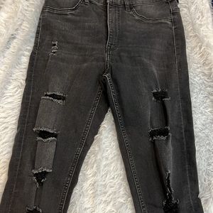 Trendy Rugged Fladed Shade Black Denim Jeans