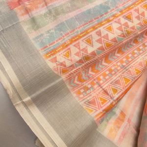 Linen Saree With Beautiful Floral Prints