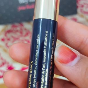 Estee Louder Sumptuous Extreme Mascara