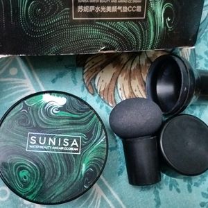 Sunisa Korean Foundation And Green Tea Compact