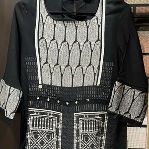 Elegant Black Kurta From W