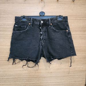 H&M Balck Shorts