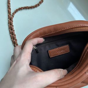 Ginger Sling Bag