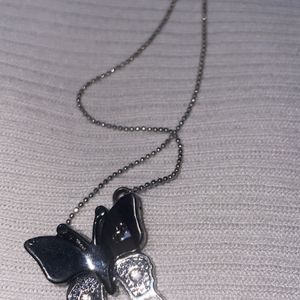 black and silver butterfly chain 🦋