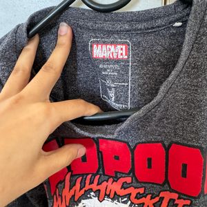 oversized dead pool tee