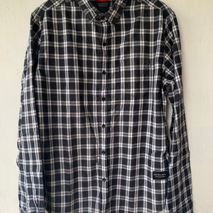 Levi’s Full shirt