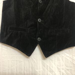 Place Black Cotton Vest