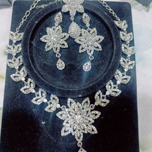 Festive Diamond Jwellery Set