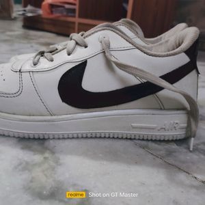 Nike Shoes White Quality