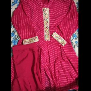 New/Unused A Line Cut Kurti With Pant