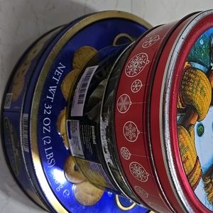 Round tin Boxes For Storage - 3 Nos.