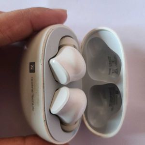 Realme Techlife Buds Wireless Earphones