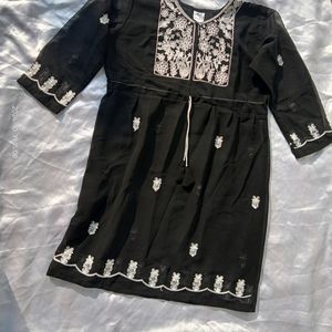 Chikankari Kurti/ Tonic