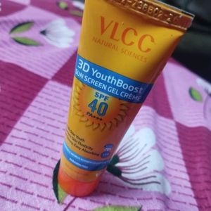 VLCC NATURAL SCIENCE  ( Sun Screen)