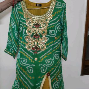 Heavy Bandhej Ethnic Gown