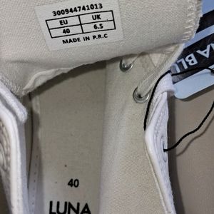 NEW LUNABLU HIGH TOP SNKR...OFF WHITE COLOR