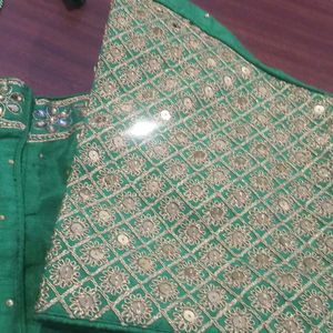 Beautiful  gree. colou raw silk blouse  38 size upto 42 alterable with front open