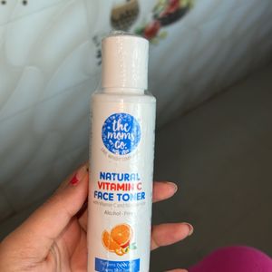 The Moms Co. Natural Vitamin C Face Toner