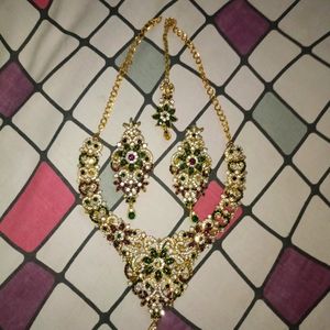 Necklace Set