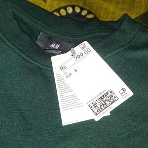 H&M Two Sweatshirts Green/Black Opened