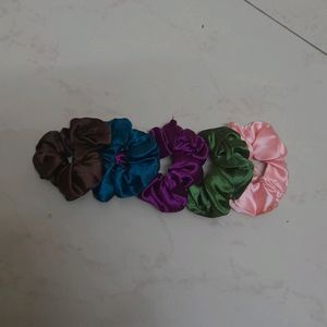 Pack Of 5 Scrunchies