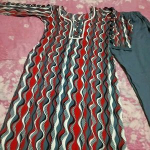 Women Kurti Trouser With Stylish Sleeve Design