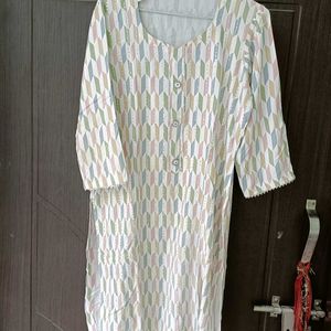 Kurti Off-white