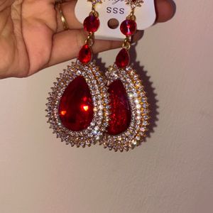 Red heavy earrings for wedding , honestly speaking not even wore once it’s with me since 6 months and I am office going so it’s not of my use